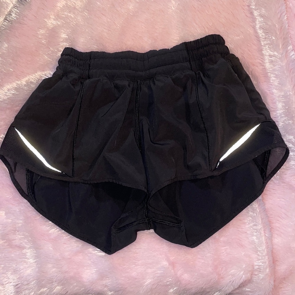 Size 2 black hotty hot lululemon shorts